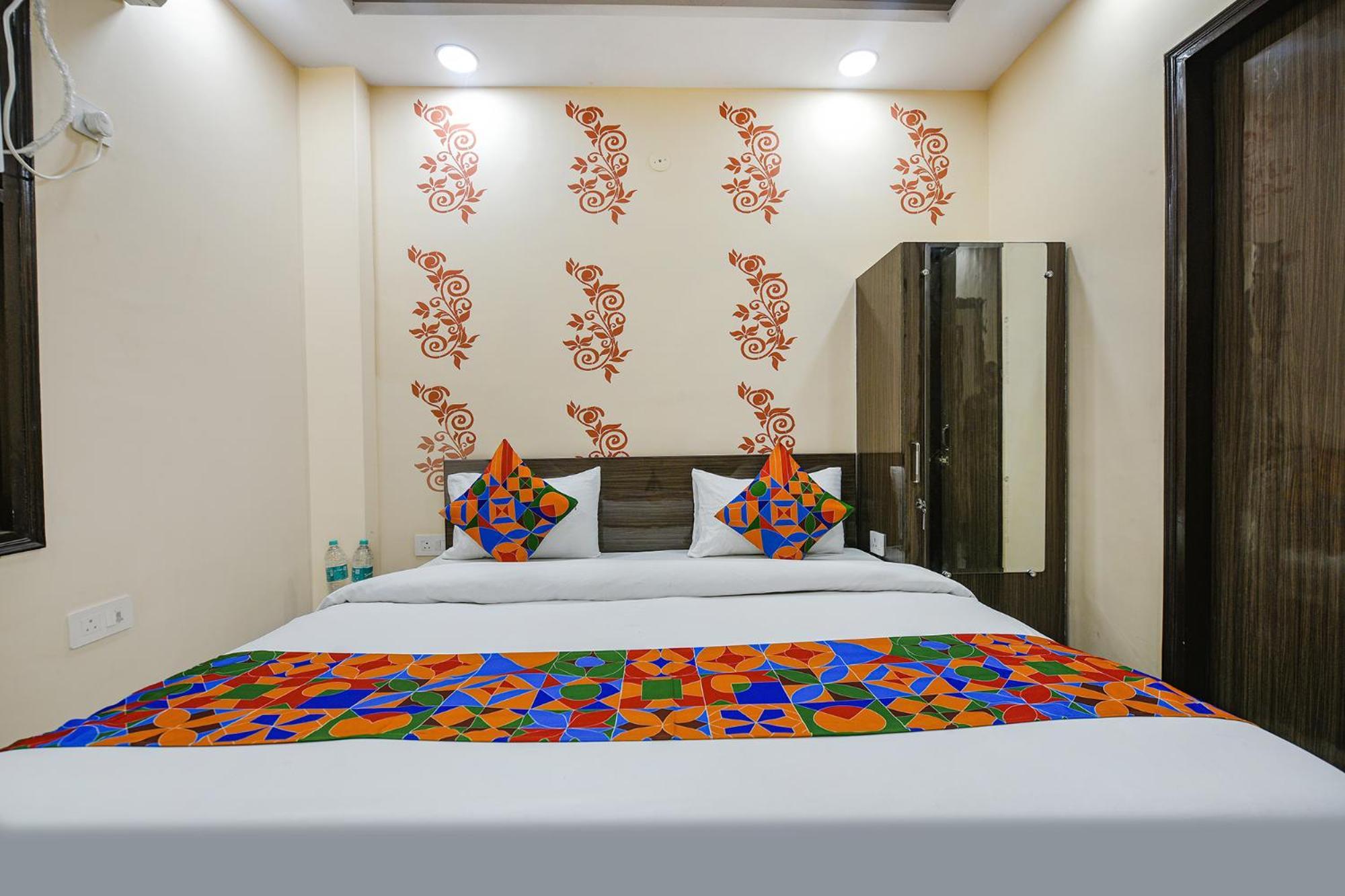 Fabexpress Unicon Otel Yeni Delhi Dış mekan fotoğraf