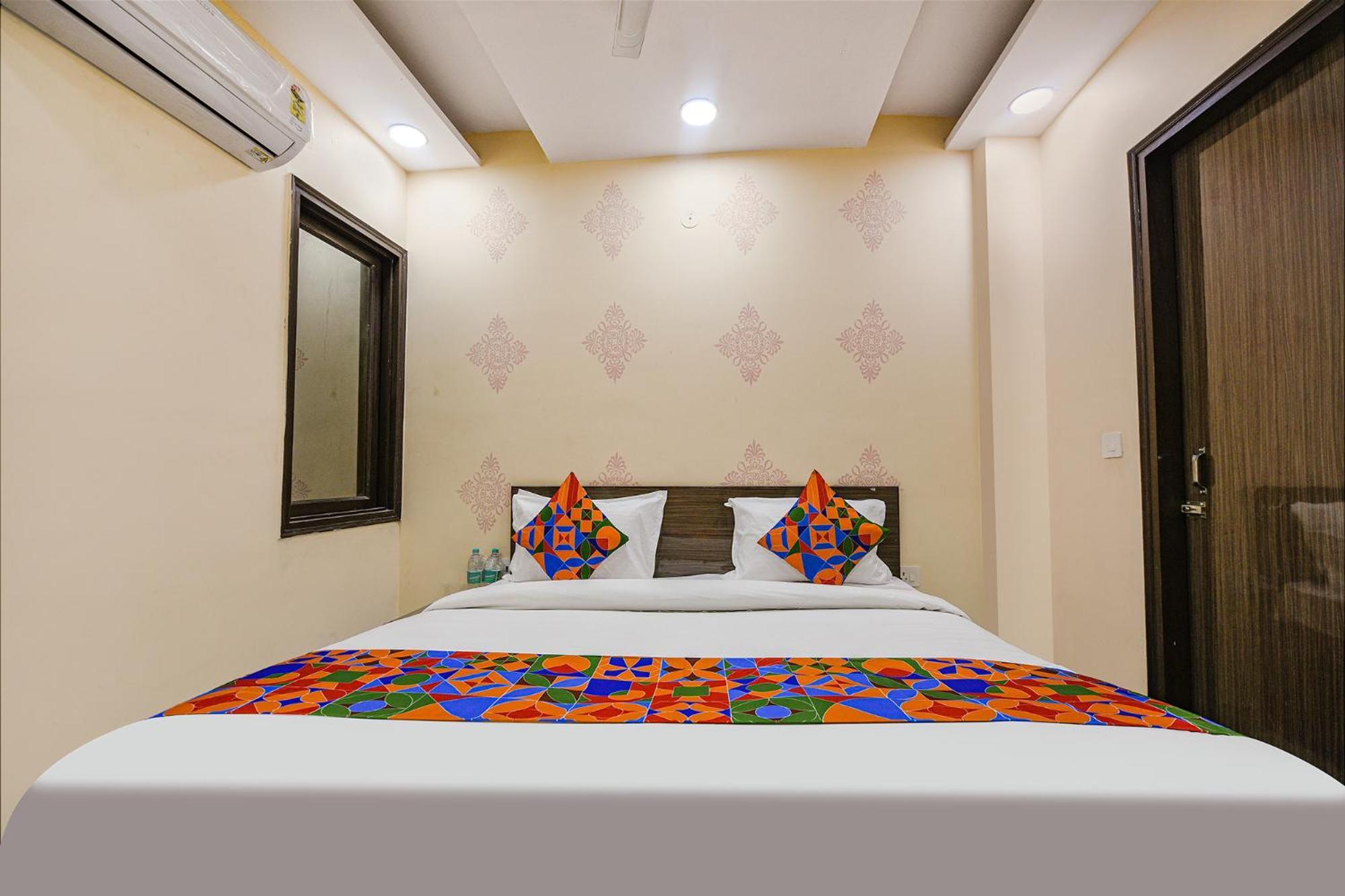 Fabexpress Unicon Otel Yeni Delhi Dış mekan fotoğraf